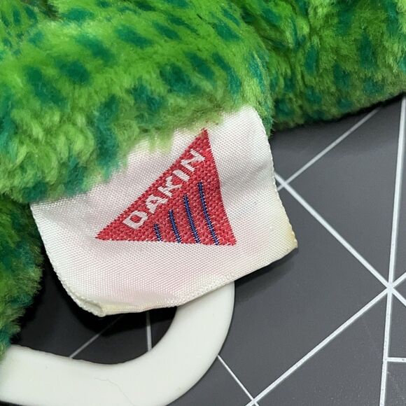 VTG Dakin Frog Musical Pull Plush PLAYS Take Me Out To The Ball Park 1994 - Picture 3 of 7